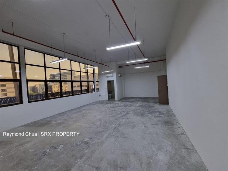 The Commerze @ Irving (D13), Factory #566947751